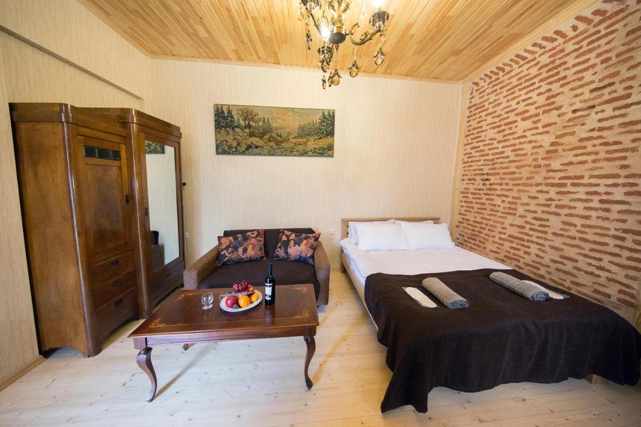 Room 19 Тбілісі Екстер'єр фото